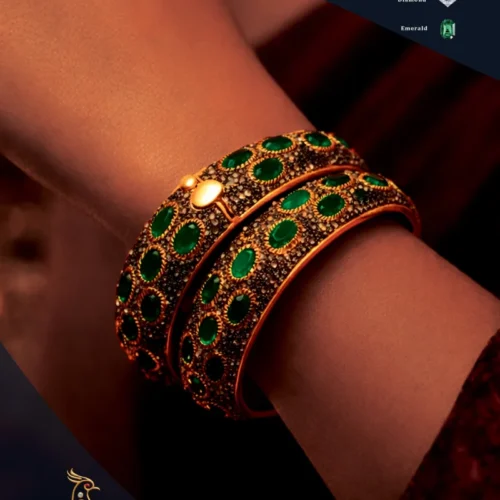 Ratnakshi bangle silver emerald